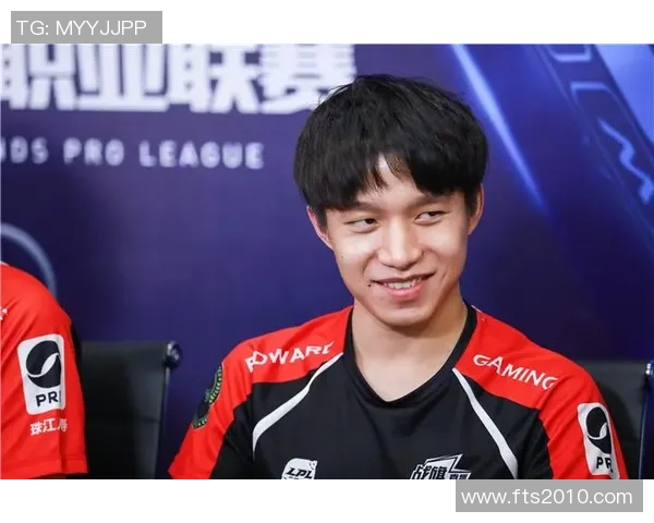 EDG团队协作引发热议玩家对战术配合的不同看法与争论